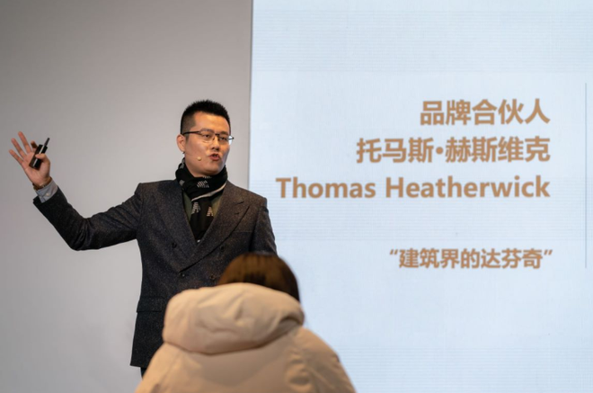 首款产品明年开订 智己汽车该如何定义自己？