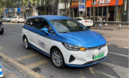 <b>搭刀片电池！新款比亚迪e6入列出租车市场</b>